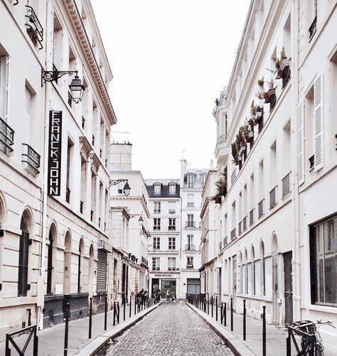 pinterest || sarahesilvester Destinations Aesthetic, White City, Travel Goals, Travel Inspo, Pretty Places, Oh The Places Youll Go, Travel Aesthetic, Travel Around The World, Travel Around