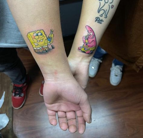 Duo Anime Tattoos Ideas, Duo Tattoos, 3 Best Friend Tattoos, Cute Best Friend Tattoos, Best Friend Tattoo, Promise Tattoo, Matching Friend Tattoos, Cute Matching Tattoos, Sagittarius Tattoo