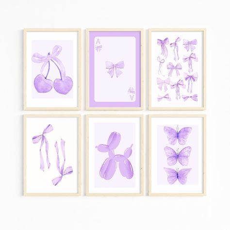 Purple Dorm Decor, Purple Coquette Room, Light Purple Room Aesthetic, Lavender Aesthetic Room, Purple Room Decor Ideas Bedrooms, Purple Photo Wall, Light Purple Room Decor, Light Purple Room Ideas, Purple Room Decor Ideas