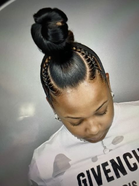 Black Women Simple Hairstyles, Braided High Bun For Black Women, Black Ponytail, Black Hair Updo Hairstyles, High Pony, High Ponytail Hairstyles, Black Ponytail Hairstyles, Simple Hairstyles, Feed In Braid