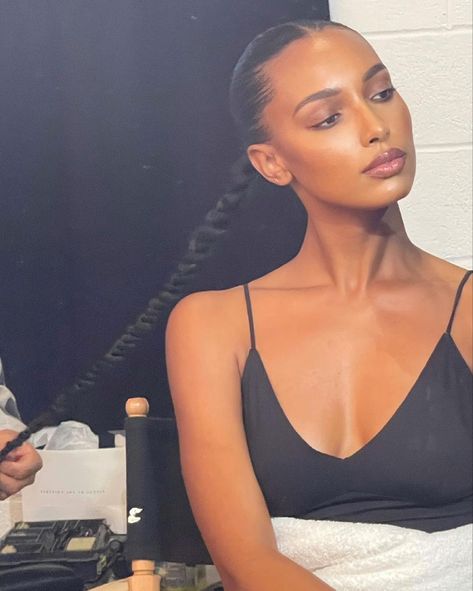 Jasmin Tookes, Jasmine Tookes, Sleek Ponytail, Sleek Hairstyles, Braided Ponytail, Ponytail Hairstyles, Aesthetic Hair, Black Women Hairstyles, Hair Goals