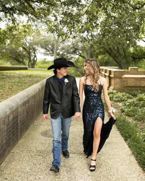 Cowboy Prom Outfits For Guys, 2k24 Prom, Cowboy Prom, Prom Fits, Prom Outfits For Guys, Country Prom, Outfits For Guys, Hoco 2024, Prom Suits For Men