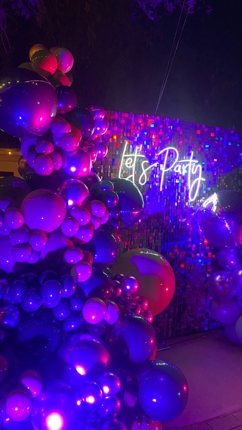 Marquee Birthday Party Ideas, Euphoria Prom Theme Decor, Neon Theme Birthday Party, Rave Theme, Prom Theme Party, Euphoria Prom, 17th Birthday Party Ideas, Neon Party Decorations, Salon Party