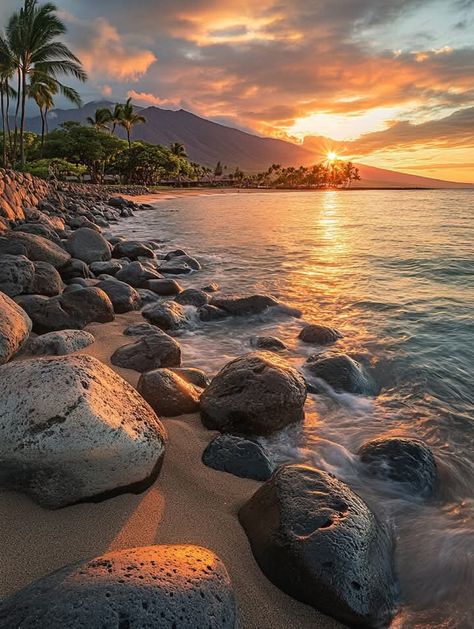 Maui, Hawaii 🏝️🏔️🌅🌊. Hawaii Astethic, Maui Hawaii Aesthetic, Hawaiian Aesthetic, Places In Hawaii, Travel To Hawaii, Road To Hana Maui, Hawaii Lifestyle, 2025 Board, Maui Hawaii Vacation