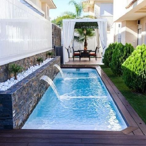 Kleiner Pool Design, Rectangular Swimming Pools, Kolam Air, Swimming Pool Landscaping, Small Swimming Pools, Swimming Pool House, Pool Landscape Design, Small Pool Design, Small Pools