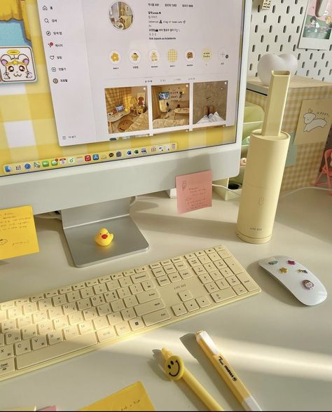 Yellow Quotes, Yellow Desk, Dream Desk, Study Desk Decor, Gamer Setup, Uni Room, Yellow Interior, Office Room Decor, Yellow Heart