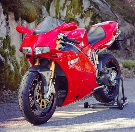 Ducati 998, Ducati Superbike, Ducati 748, Ducati 916, Ducati Cafe Racer, Ducati Sport Classic, Italian Motorcycles, Ducati Motorcycles, Cool Motorcycles