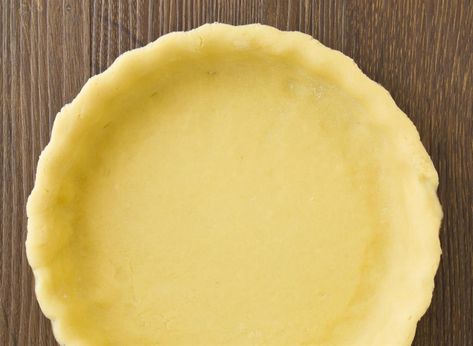 Easiest Pie Crust Ever | Northwest Kidney Centers Low Sodium Diet Plan, No Sodium Recipes, Paleo Pie Crust, Potassium Recipes, Low Sodium Recipes Heart, Salt Free Recipes, Renal Recipes, Ckd Recipes, Low Potassium Recipes