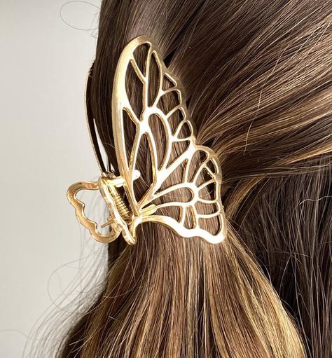 Gold Claw Clip / Large Hair Clip / Butterfly Hair Clips | Etsy Gold Claw Clip, Hair Clips Gold, Summer Hair Accessories, Butterfly Hair Clips, Gold Hair Clips, Gold Hair Accessories, Clip Hairstyles, Crystal Jewelry Sets, Butterfly Hair Clip