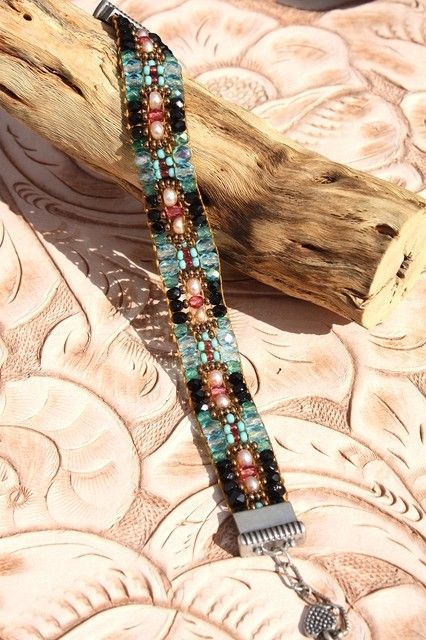 17 Best images about Chili Rose on Pinterest | Loom, Turquoise ... Loomed Bracelets, Chili Rose, Sundance Style Jewelry, Friendship Bracelets Ideas, Jewelry Looms, Beading Loom, Loom Jewelry, Bracelets Ideas, Embroidery Bracelets