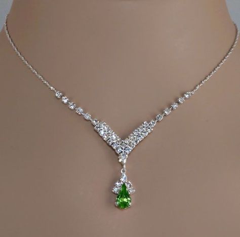 Womens Necklaces Silver, Crystal Jewelry Sets, Magical Jewelry, Expensive Jewelry, Fancy Jewellery, Fancy Jewelry, Rhinestone Jewelry, Fantasy Jewelry, Girly Jewelry