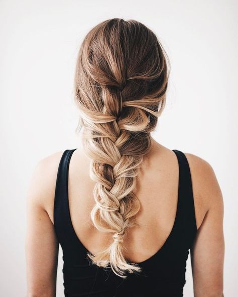 big loose braid Loose Braids Hairstyles, Loose Braid Hairstyles, Loose Braid, Fishtail Hairstyles, Beyonce Hair, Loose Braids, Pretty Braided Hairstyles, Hair Appointment, Half Updo