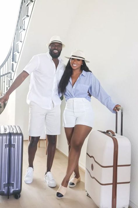 Husband And Wife Outfits, Couple Date Night Outfits, Vacation Outfit Inspiration, Black Couple Outfits, Weekend Getaway Outfits, Couples Matching Outfits Swag, Couple Outfits Matching, Striped Boyfriend Shirt, Couple Matching Outfits