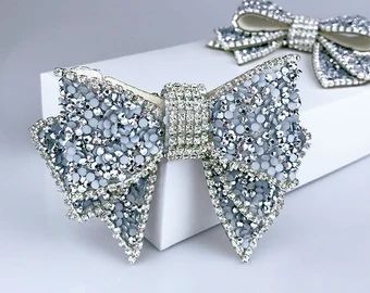 Sequin bow patch | Etsy Shoes Embroidery, Embroidery Beaded, Resin Accessories, Rhinestone Shoes, Crystal Shoes, Sequin Bow, Jewelry Picture, Rhinestone Bow, Bow Shoes