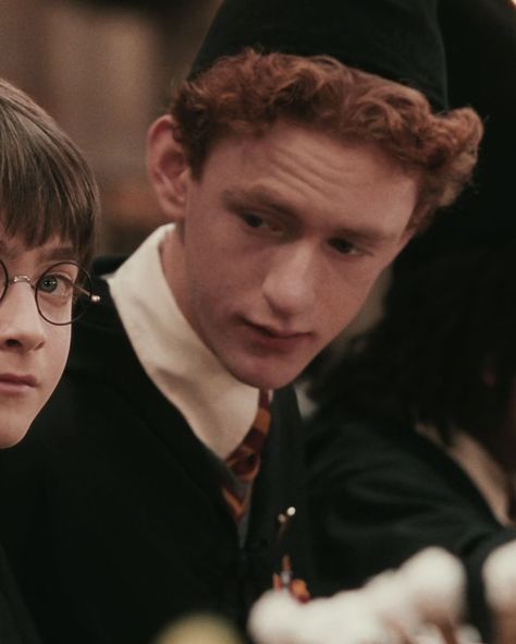 Percy Weasley, Weasley Twins, Harry Potter Movies, Bobbi Brown, Hogwarts, Harry Potter, Couple Photos, Harry Potter Films