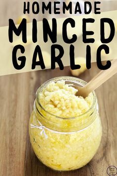 Diy Minced Garlic, Minced Garlic Recipes, Fresh Garlic Recipes, Preserving Garlic, Home Canning Recipes, Canning Food Preservation, Homemade Condiments, Homemade Spices, Homemade Seasonings