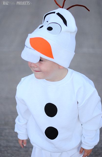 Easy No Sew Olaf Costume Leadership Projects, Olaf Halloween, Frozen Halloween Costumes, Frozen Play, Olaf Halloween Costume, Diy Costumes Kids Boys, Sew Halloween Costume, Frozen Halloween, Olaf Costume