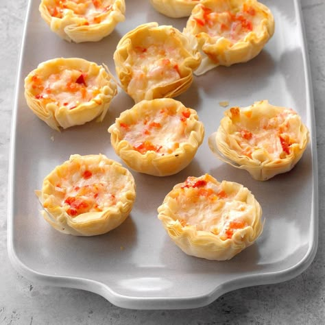 I love lobster, so I created this lobster tart recipe. They are the perfect appetizer for a cocktail party or family dinner. Top with chives or green onions for color. —Lorraine Caland, Shuniah, Ontario Holiday Snacks Appetizers, Lobster Appetizers, Crab Casserole, One Bite Appetizers, Tartlets Recipe, Easter Appetizers, How To Cook Lobster, Lobster Recipes, Quick Appetizers