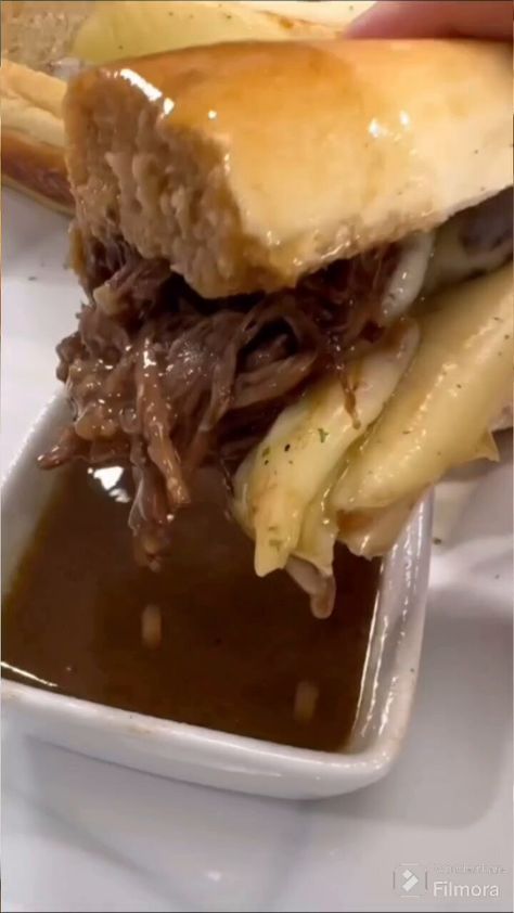 Soulfood (@Soulfoodiiee) on X Crockpot French Dip Sandwiches, Crockpot French Dip, Cooking In The Midwest, French Dip Sandwich Crockpot, Luke Brown, French Dip Sandwiches, Dip Sandwiches, French Dip Sandwich, French Dip