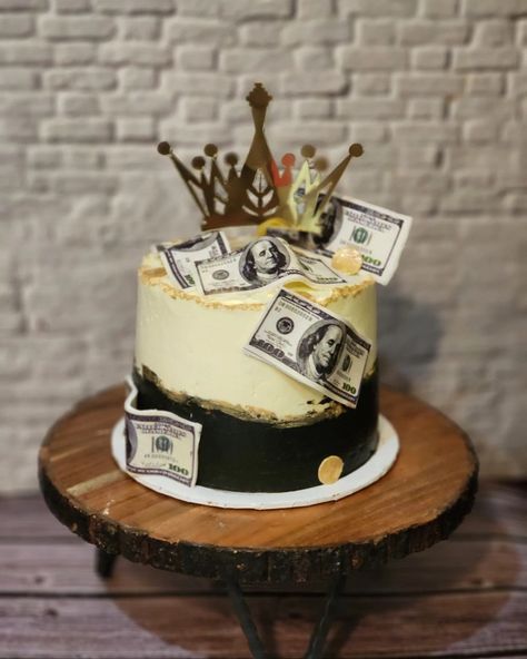 6 inches tall money cake Money Themed Birthday Cake, Money Out Of Cake, Cake Money Design, Birthday Cake Money Theme, Money Coming Out Of Cake, Money Cake, 6 Inches, Wedding Cake, Wedding Cakes