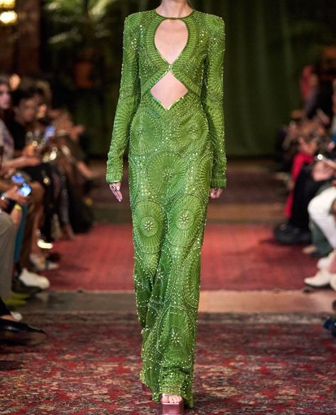 Cucculelli Shaheen, Spring Summer 2023, Zuhair Murad, Fashion Images, Lace Fashion, Elie Saab, Summer 2023, Beautiful Gowns, Couture Fashion