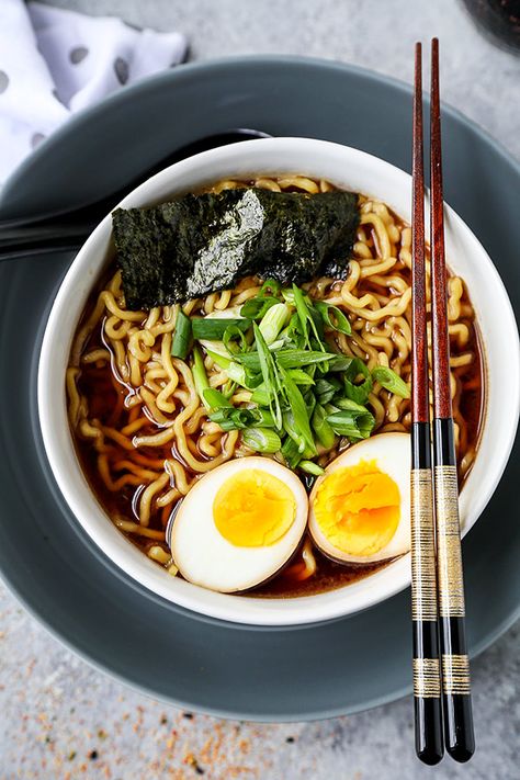 Shoyu Ramen - 醤油ラメーン | Pickled Plum | Easy Asian Recipes Egg Ramen, Asian Ramen, Asian Soup Noodle, Ramen Toppings, Asian Soup Recipes, Ramen Recipes Easy, Ramen Egg, Easy Ramen, Shoyu Ramen