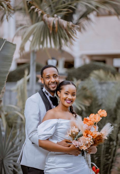 Wedding Portraits Black Couple, Wedding Poses For Bride And Groom Black Couple, Engagement Photos African American, Black Wedding Photos, Wedding Pictures Interracial, Wedding Photos Interracial, Africa Wedding, Pre Wedding Photoshoot Outfit, Dream Beach Wedding