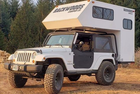 The Backwoods camper hangs off the back of a Jeep or SUV, and was inspired by a Lego build Jeep Wrangler Camper, Jeep Camper, Camper Jacks, Diy Jeep, Camper Tops, Diy Van Conversions, Suv Camper, Bed Hanging, Pickup Camper