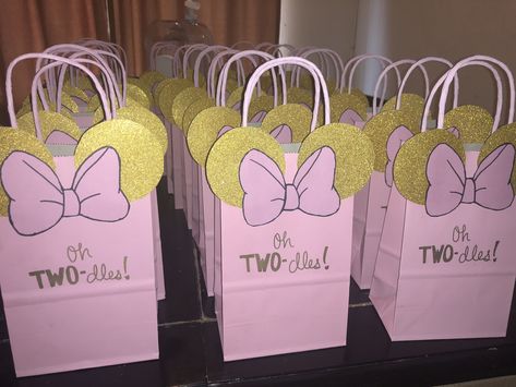 Minnie Mouse Birthday Goodie Bags, Minnie Mouse Goody Bags, Minnie Mouse Party Bags Diy, Minnie Mouse Goodie Bags Diy, Minnie Mouse Goodie Bag Ideas, Minnie Mouse Treat Bags, Oh Twodles Goodie Bags, Minnie Mouse Party Favors Bags, Mini Mouse Party Favors Goody Bags