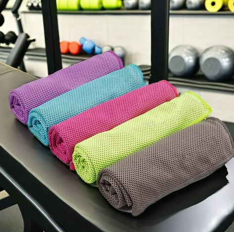 It's perfect for sports fans into golf, swimming, football, workouts, gym, and fitness, also works for fever or headache therapy, heatstroke prevention, sunscreen protection, and cooling while absorbing. Cooling Neck Wrap, Workouts Gym, Football Workouts, Cooling Towels, Towel Workout, Gym Accessories, Golf Towel, Golf Towels, Yoga Towel