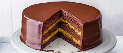 Chocolate Passion Fruit Cake Recipe - olivemagazine Fruit Layer Cake, Chocolate Passion Fruit, Chocolate Fudge Cake Recipe, Passion Fruit Cake, Fudge Cake Recipe, Celebration Desserts, Passion Fruit Curd, Easy Chocolate Fudge, Watermelon Cake