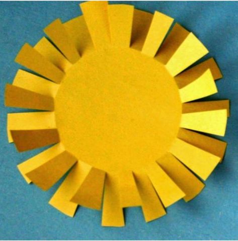 3d Sun For Bulletin Board, Preschool Sunshine Craft, Sunny Crafts Preschool, 3d Sun Craft, Sun Name Craft, Sunshine Crafts For Toddlers, Sun Craft Kindergarten, Sun Diy Craft, Diy Sun Decoration