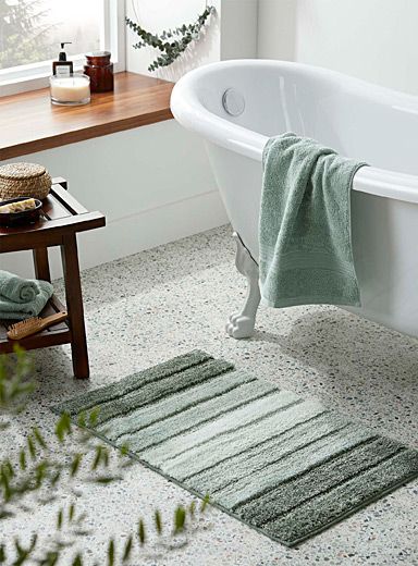 Modern Bathroom Rugs, Bathmat Ideas Bathroom, Bathroom Mats Decor Bath Rugs, Bathroom Mats Decor, Bath Mats Bathroom Ideas, Modern Bathroom Rug, Green Bathroom Rugs, Bathroom Shower Mat, Bathroom Rugs Ideas