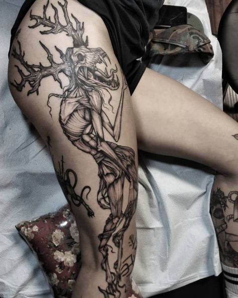 Rhea Ripley Leg Tattoos, Rhea Ripley Tattoo Ideas, Rhea Ripley Tattoo, Wwe Tattoos Ideas, Leg Tats, Thigh Tat, Forearm Tattoo Design, Rhea Ripley, Dagger Tattoo