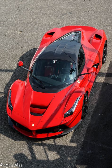 F12 Berlinetta, Ferrari Laferrari, Lamborghini Veneno, Super Sport Cars, Pagani Huayra, Lamborghini Cars, Exotic Sports Cars, Car Aesthetic, Cool Sports Cars