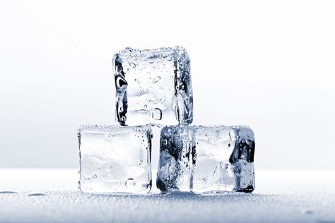 Clear ice is beautiful to look at, free of impurities and elevates the cocktail experience. We researched the top options and bartender favorites. Clear Ice Cubes, Stiff Neck Remedies, Change Your Eye Color, Forehead Acne, Unwanted Hair Permanently, Clear Ice, Younger Skin, Skincare Review, Natural Cream