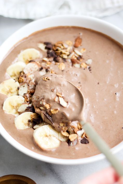 spoon in creamy smoothie bowl with garnishes Healthy Chocolate Smoothie, Whipped Peanut Butter, Smoothie Recipies, Mocha Smoothie, Coffee Yogurt, Chocolate Smoothie Bowl, Peanut Butter Yogurt, Almond Smoothie, Chocolate Smoothie