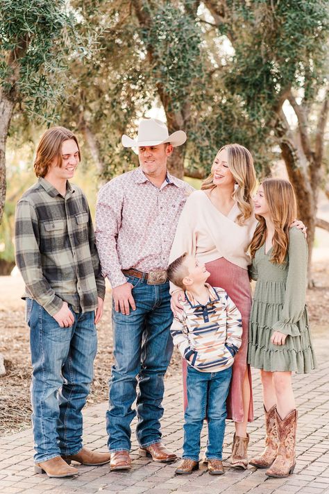 Cowboy Family Pictures, Cowboy Family, Western Family Photos, Golden Labradoodle, Laughing Together, Family Photo Colors, Redding California, Family Mini Sessions, Family Picture Poses