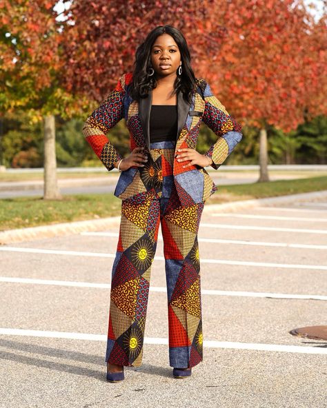 Kitenge Trouser Suits For Ladies, Trouser And Top For Ladies, Ankara Suit, Adire Fabric, Top For Ladies, Stylish Naija, 2piece Outfits, Short African Dresses