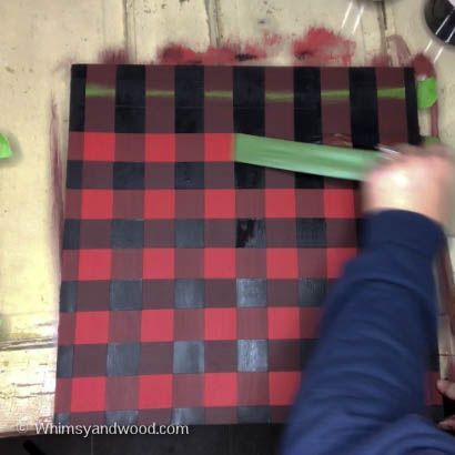 Paint Fabric Furniture, How To Paint Fabric, Plaid Diy, Buffalo Plaid Decor, Paint Fabric, Plaid Christmas Decor, Fabric Furniture, Plaid Decor, Buffalo Check Plaid