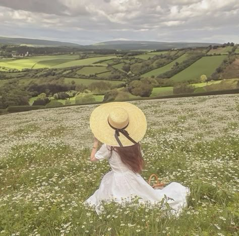 Fields Flowers, Spring Moodboard, Country Cottagecore, Cottage Core Dresses, March Challenge, Cottagecore Nature, Ib Art, Fairytale Aesthetic, Ethereal Aesthetic