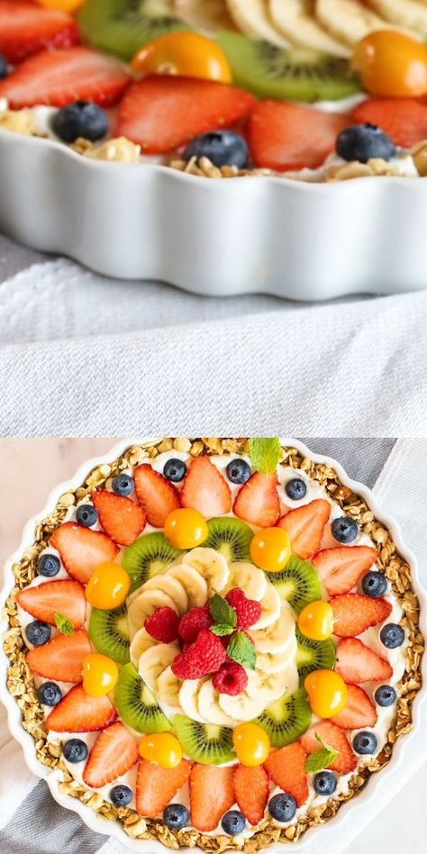 This Beautiful Breakfast Tart has a gluten free granola crust filled with thick Greek yogurt, and topped with a colorful sunburst of fresh juicy fruit. #recipe #easy #tart #healthy #fruittart #glutenfreetart #granola #yogurtparfait #breakfast #brunch #mother'sDay #Easter #glutenfree Gf Brunch Recipes, Brunch Ideas With Fruit, Granola Crust, Fruit And Yogurt, Breakfast Tart, Bridesmaids Party, Fruit Recipe, Ladies Brunch, Healthy Brunch Recipes