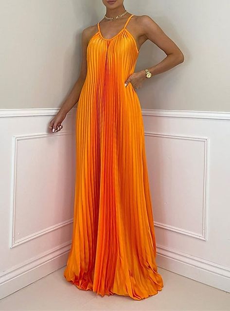 Neck Bodycon Dress, Maxi Robes, Pleated Maxi Dress, Pleated Maxi, Strappy Dresses, Halter Maxi Dresses, Draped Dress, Beachwear For Women, Dress Maxi