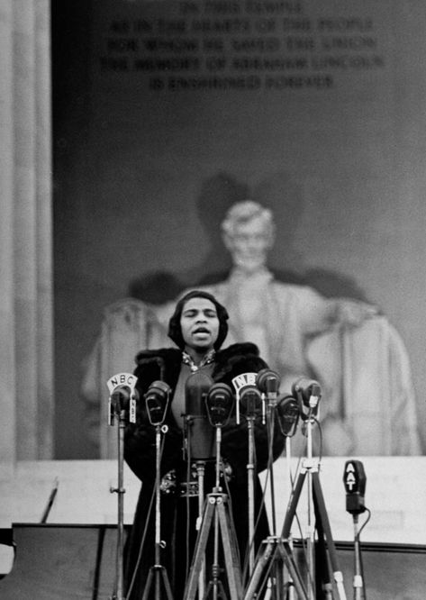 Marian Anderson, Gospel Singer, Jim Crow, Metropolitan Opera, Lincoln Memorial, Opera Singers, African American Women, African American History, Martin Luther