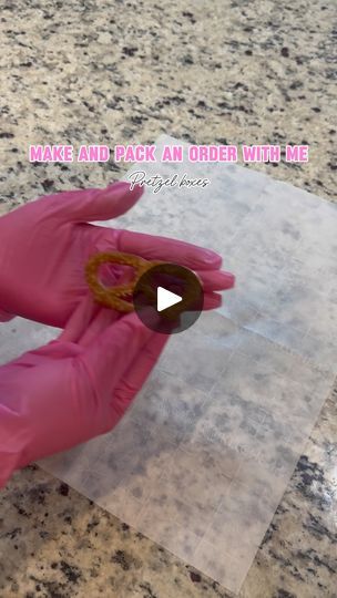 87K views · 2.5K reactions | Make and pack an order with me!💖 Rate this order 1-10 in the comments below👇🏽 #chocolate #strawberries #treats #treatmaker #packingorders #chocolatecoveredstrawberries #pretzels | Vaeh's Berries | Vaeh's Berries · Original audio Pink Chocolate Covered Pretzels, Pretzel Treats, Pack An Order, Chocolate Strawberries, Chocolate Covered Strawberries, Pretzels, Strawberries, Baby Shower, Audio