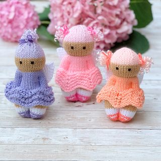 Ravelry: Esther Braithwaite's Ravelry Store - patterns Easy Knitted Dolls Pattern, Knitted Fairies Free Pattern, Knitted Nativity, Knitted Ballerina Doll Free Pattern, Knitted Fairy Pattern, Fantasy Friends, Comfort Dolls, Knitted Waldorf Doll, Knitting Dolls Free Patterns