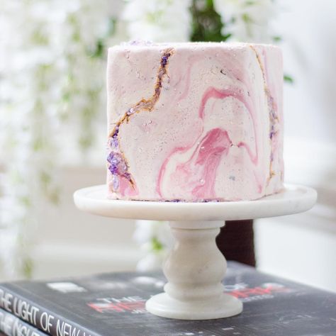 Christine on Instagram: “This little 4” cake helped me practice some stone textures for a “rose quartz, amethyst and emerald, sapphire” cake request. I’m still…” Rose Quartz Cake, Sapphire Cake, Textured Wedding Cake, Birthday Cakes For Boys, Catering Drinks, Textured Wedding Cakes, 4 Cake, Baking Inspiration, Chef's Kitchen