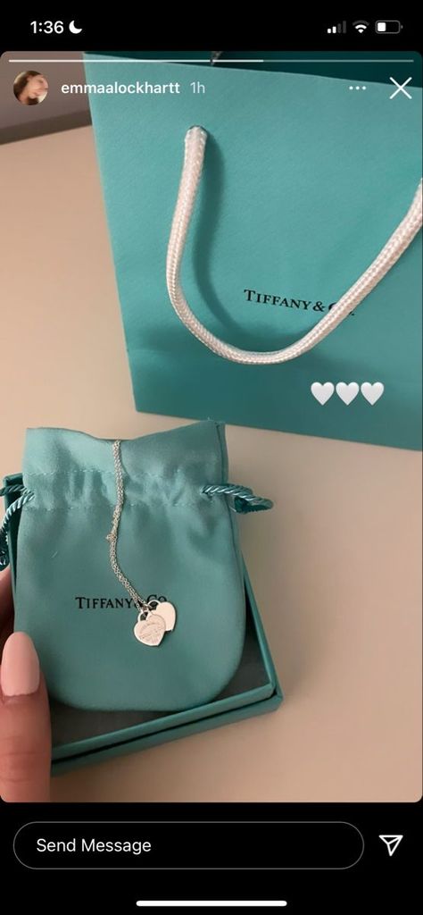 ig: emmaalockhartt. #cover #instagram #post Tiffany Jewellery Aesthetic, Return To Tiffany Aesthetic, Necklaces Tiffany & Co., Return To Tiffany Necklace Aesthetic, Necklaces Tiffany And Co, Tiffany And Co Jewelry Aesthetic, Tiffany And Co Return To Tiffany, Tiffany’s Aesthetic, Return To Tiffany Necklace Outfit