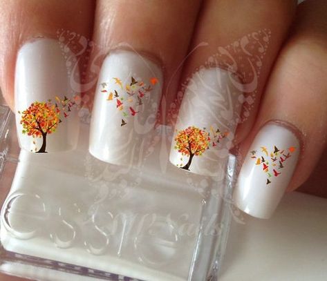 Autumn Tree Falling Birds and Leaves Thanksgiving Nail Art - Etsy UK Scarecrows Nails, Autumn Nail Art, Gel Pedicure, French Pedicure, Nail Water Decals, Thanksgiving Nail Art, Autumn Nail, Autumn Tree, Flying Birds