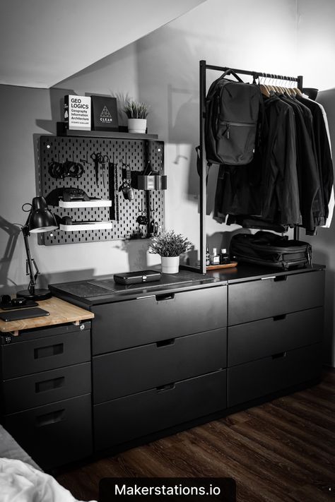 Monochrome Desk Setup Black Desk Space, All Black Furniture Bedroom, Bedroom Inspiration Men, Minimalism Room Ideas, Man Room Ideas, Men’s Apartment Ideas, Black Desk Setup, Mens Apartment Ideas, Bachelor Home Decor